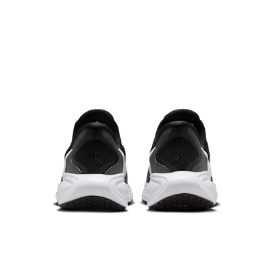 Nike Revolution 8 EasyOn