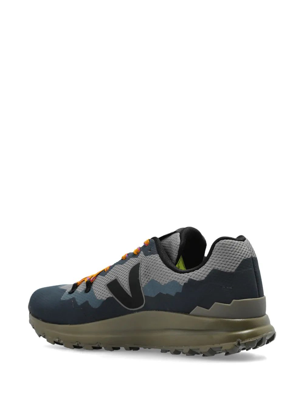 Veja Fitz Roy Trainers