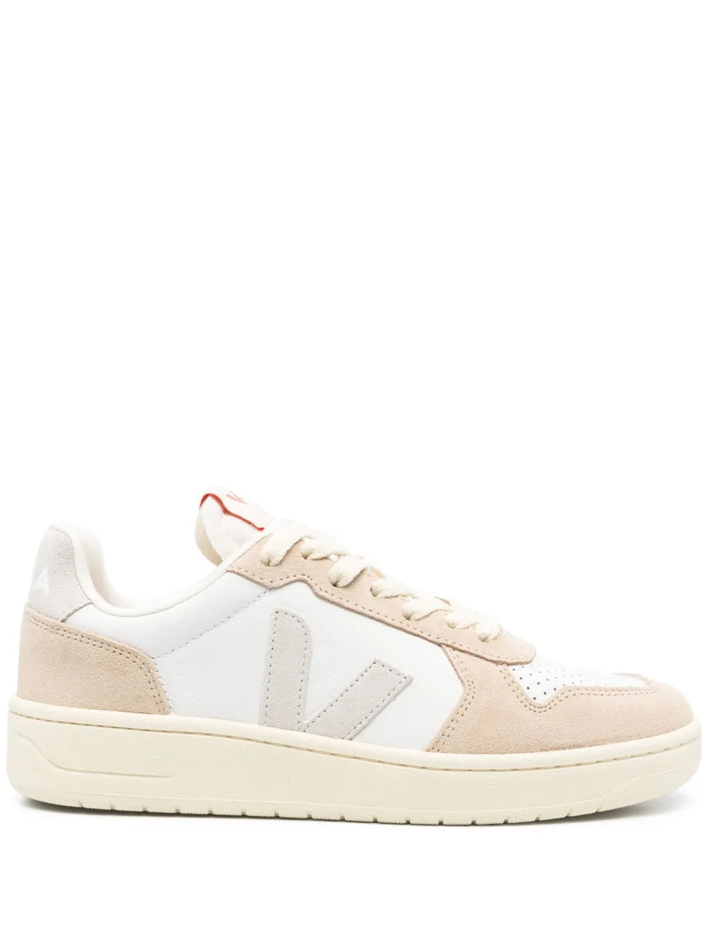 Veja V-82 Sneakers
