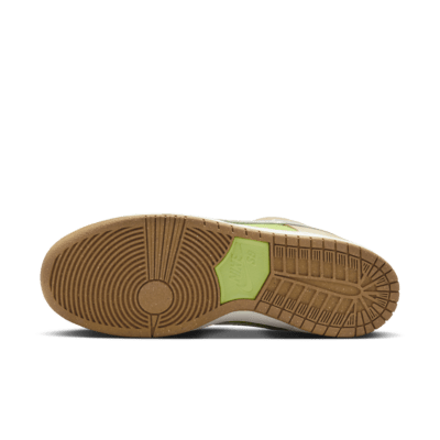 Nike SB Dunk Low Pro